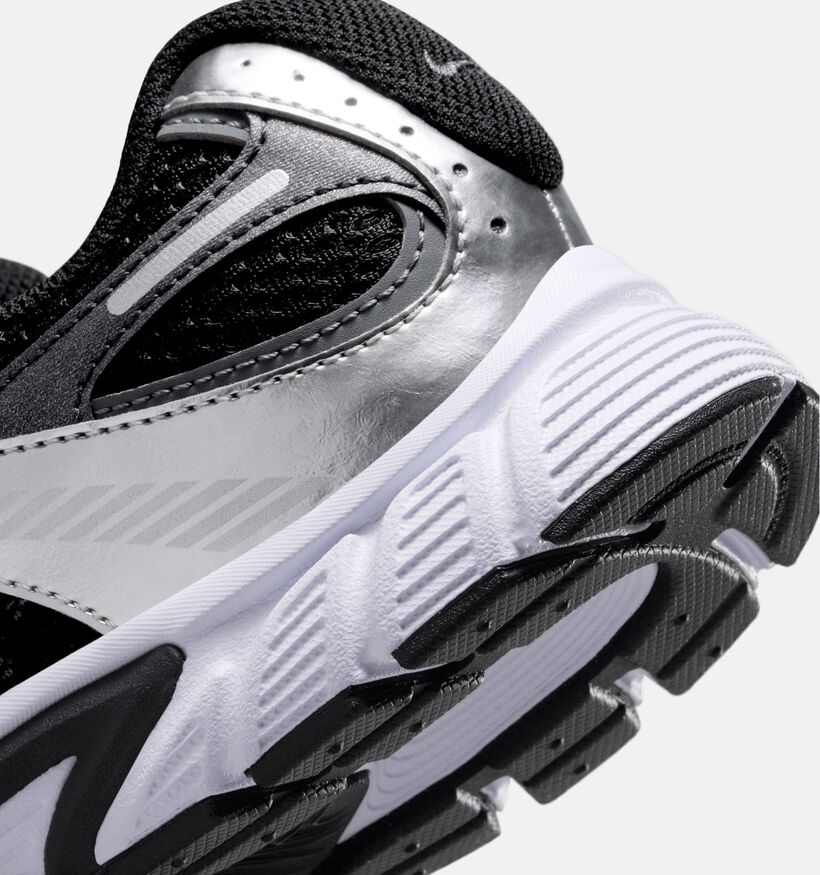 Nike V5 RNR Zwarte/Zilveren Sneakers voor jongens (376052)