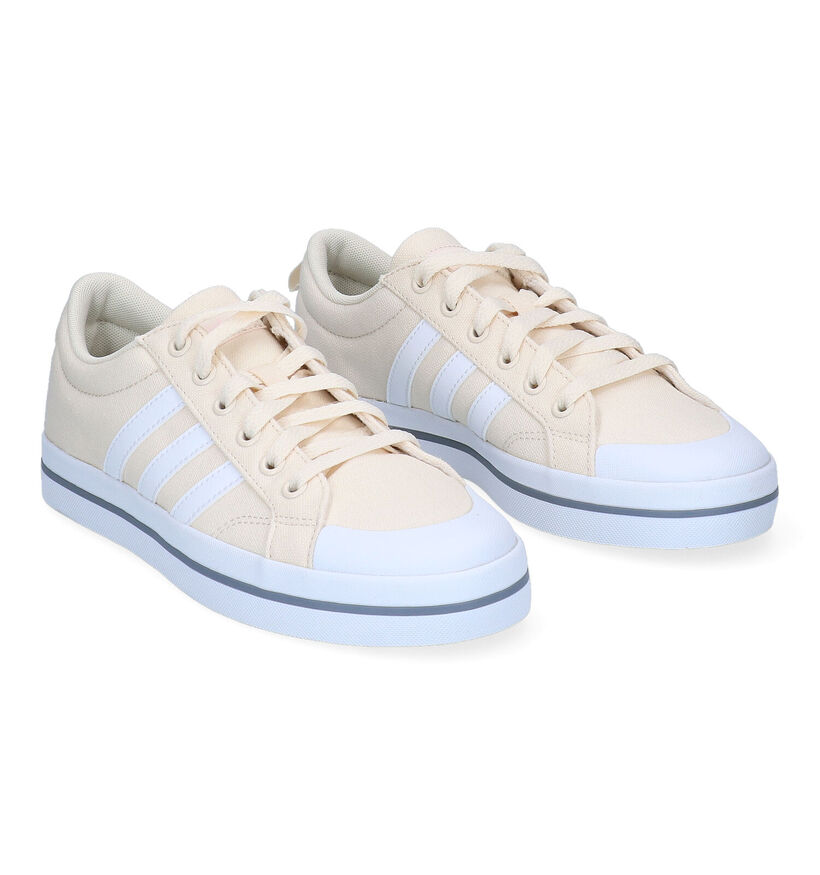 adidas Bravada Beige Sneakers voor dames (300179)