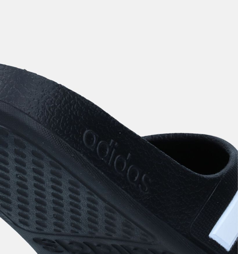adidas Adilette Aqua Claquettes en Noir pour garçons, filles (334810)