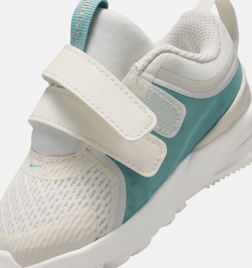 Nike Star Runner Beige Lage Sneakers voor jongens (359880) - geschikt voor steunzolen