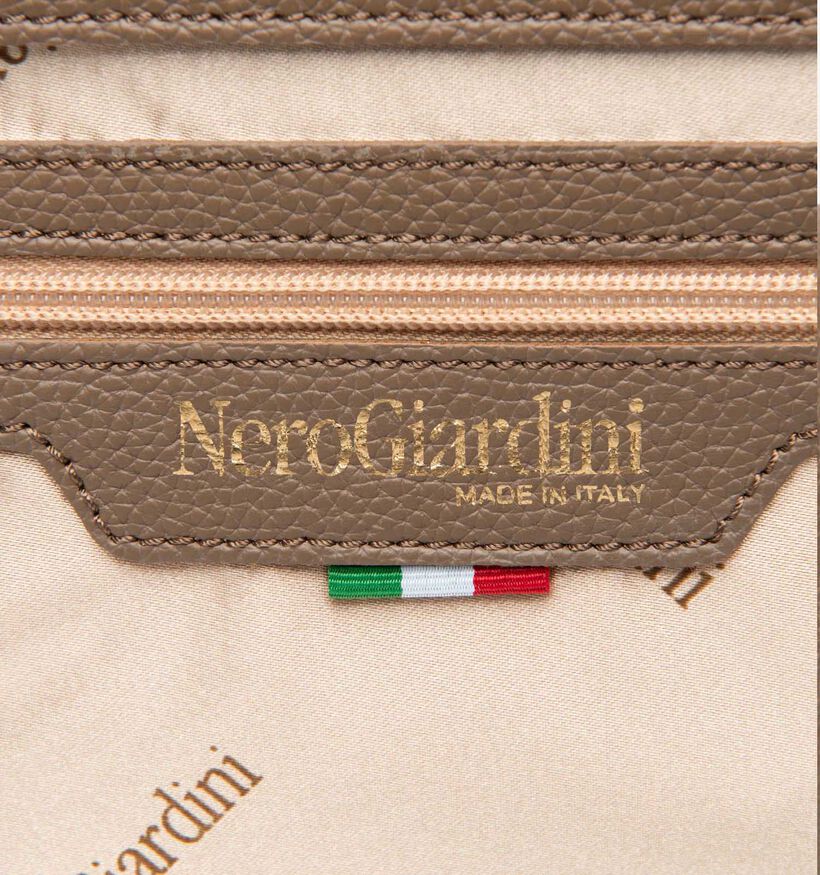 NeroGiardini Sac porté croisé en Noir NeroGiardini Sac porté croisé en Marron pour femmes (363927)