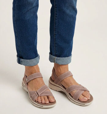 Skechers Arch Fit Sandalen Taupe