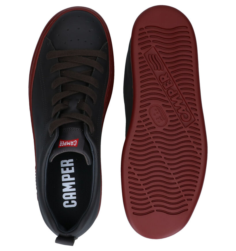 Camper Chaussures basses en Noir en cuir (282816)