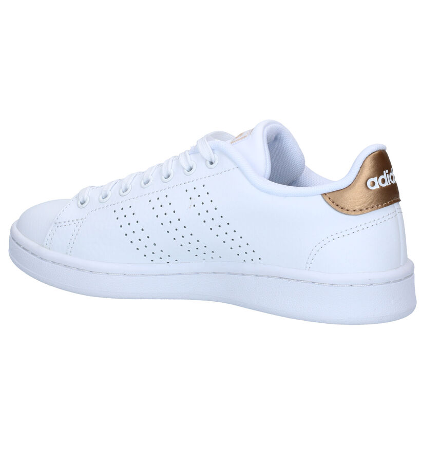 adidas Advantage Baskets en Blanc en cuir (284790)