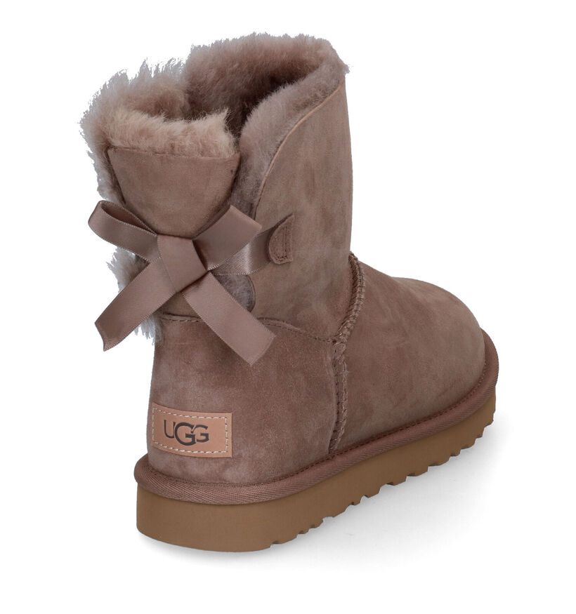 UGG Mini Bailey Bow II Bottes en Taupe en daim (294533)