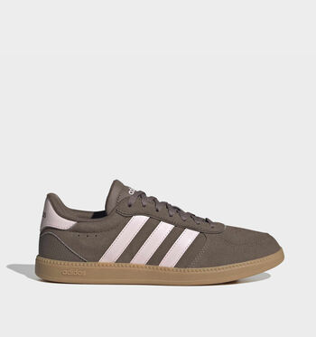 adidas Breaknet Sleek Low Baskets Core black /Cyber metallic /Gum/Core Black/Yellow/Powder Yellow/warm sandstone/ core white/ GUM 3/earth strata/clear pink/GUM 3/bliss pink/ warm vanilla/ pure ruby/Grey One/Core Black/Core Black