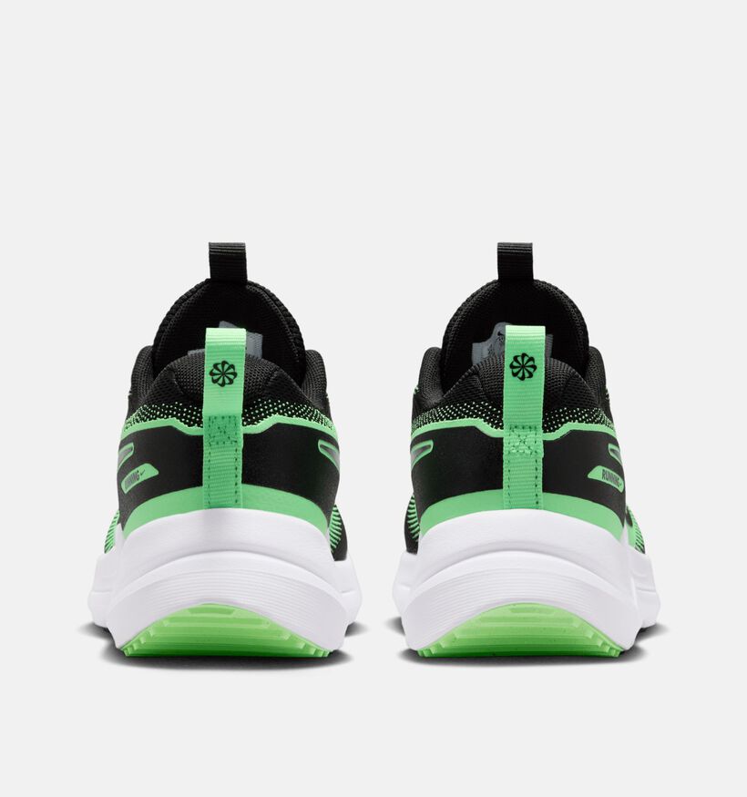 Nike Cosmic Runner Baskets basses en Noir/Vert pour gar&ccedil;ons (377297)
