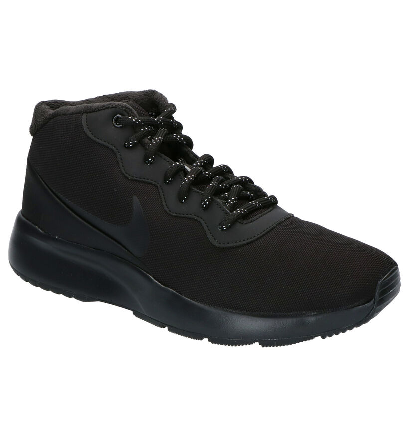 Nike Tanjun Chukka Baskets en Noir en textile (254034)