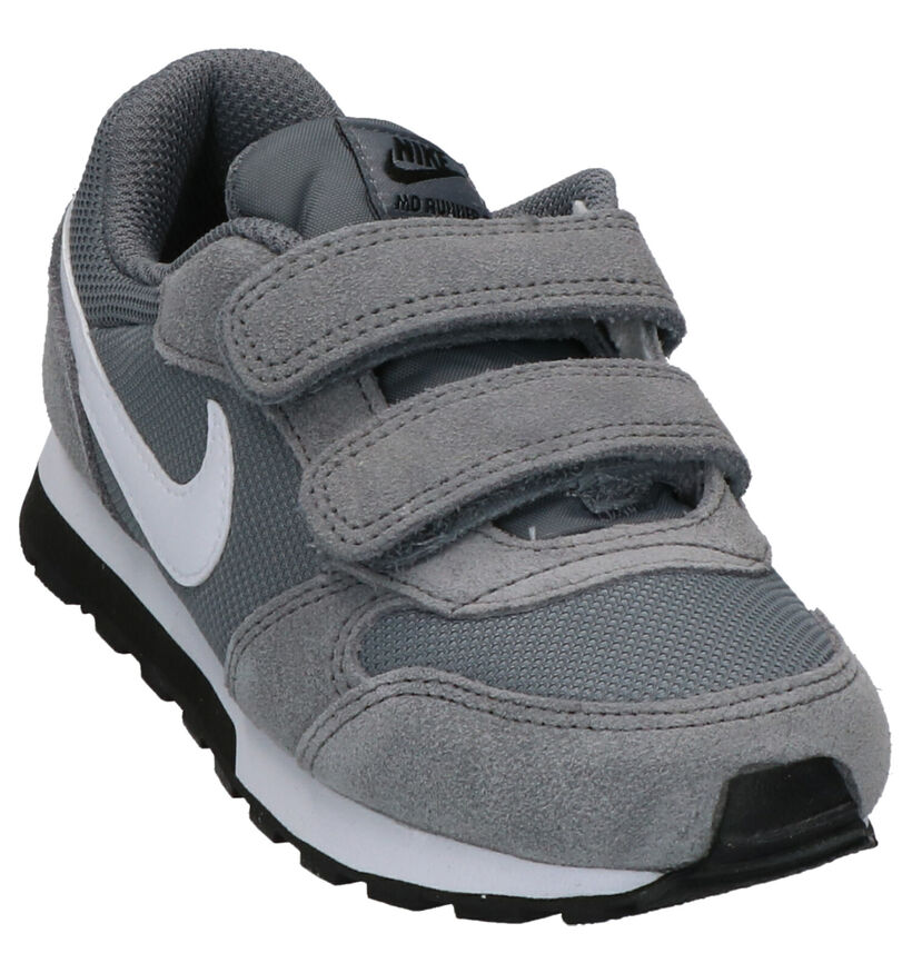 Nike MD Runner Grijze Sneakers in stof (254051)