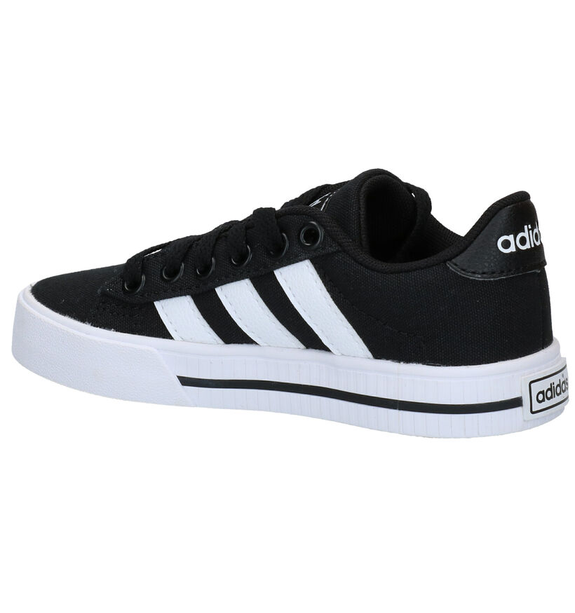 adidas Daily Baskets en Noir en textile (284603)