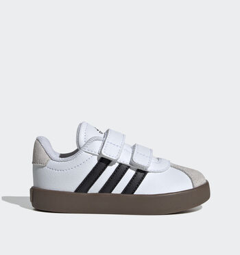 Baskets blanc
