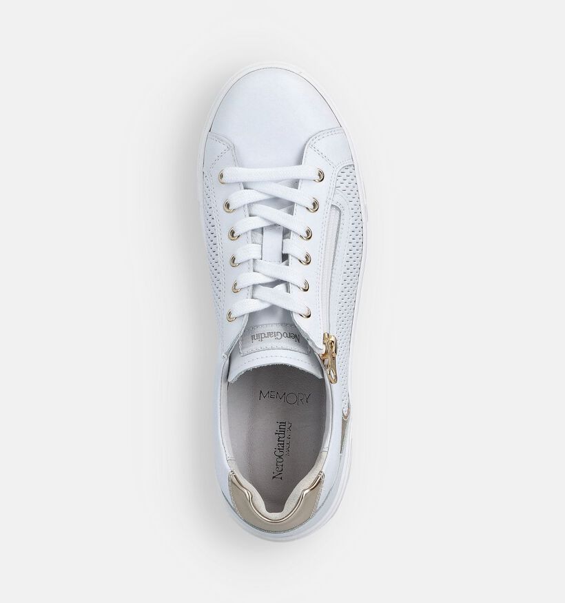 NeroGiardini Witte Geklede Sneakers met Rits voor dames (369087) - geschikt voor steunzolen