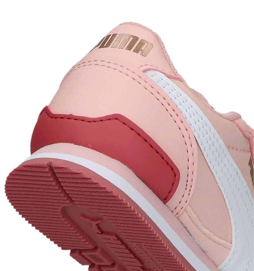 Puma ST Runner v3 Roze Sneakers in kunstleer (318760)