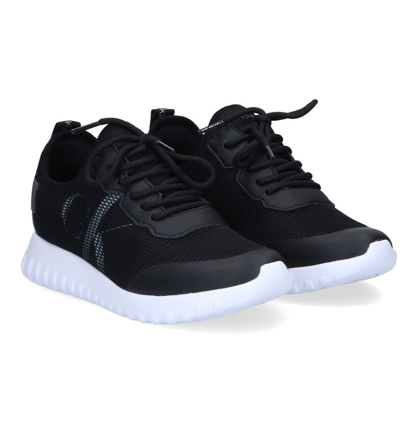 Calvin Klein Sporty Runner Baskets en Noir pour femmes (310786)