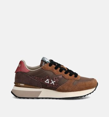 Sneakers bruin