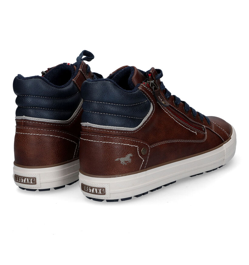 Mustang Chaussures hautes en Brun foncé pour hommes (313559)