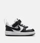 Nike Court Borough Zwarte/Witte Sneakers voor jongens (364606)