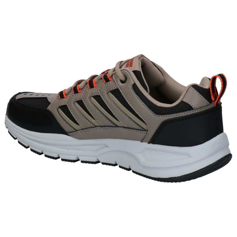 Skechers Escape Plan 2.0 Beige Wandelschoenen in stof (293582)