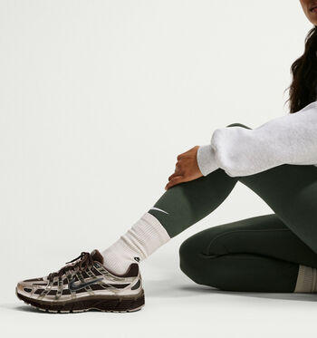 Nike Low Sneakers Metallic Summit White/ White/ Pure Platinum/velvet brown/ridgerock/cream II/white/laser fuchsia/metallic platinum/White/Black/Metallic Silver/Grey Fog/White/Metallic Cool Grey/Cool Grey