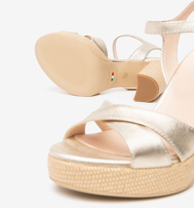 NeroGiardini Sandales &agrave; talons en Or pour femmes (370704)