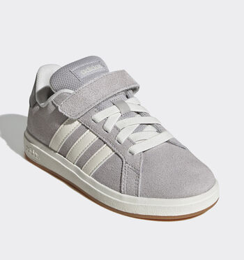 adidas Grand Court Low Baskets core black/ off white/ GUM10/wonder white/ core black/ wonder white/Semi Lucid Blue / Off White / Gum/semi lucid blue/ off white/ GUM10/Wonder White/Core Black/Cloud White/Grey Two / Off White / Gum