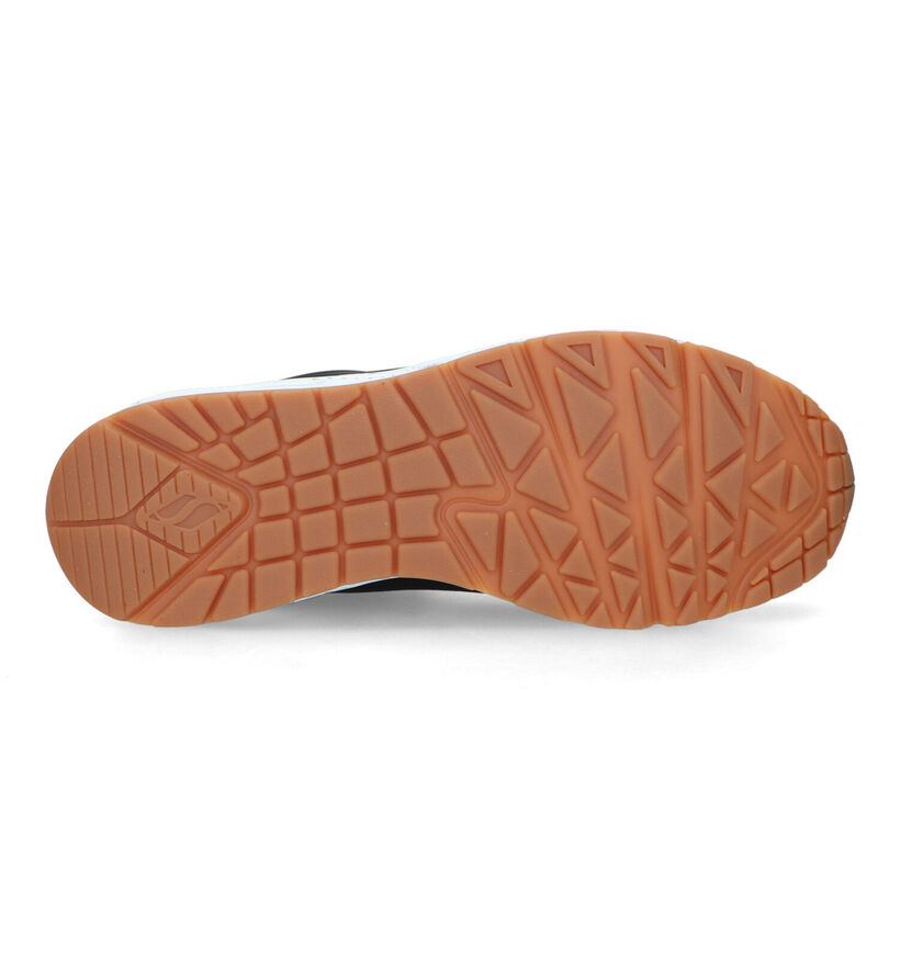 Skechers Uno Stand On Air Baskets en Noir pour hommes (350318) - pour semelles orthopédiques