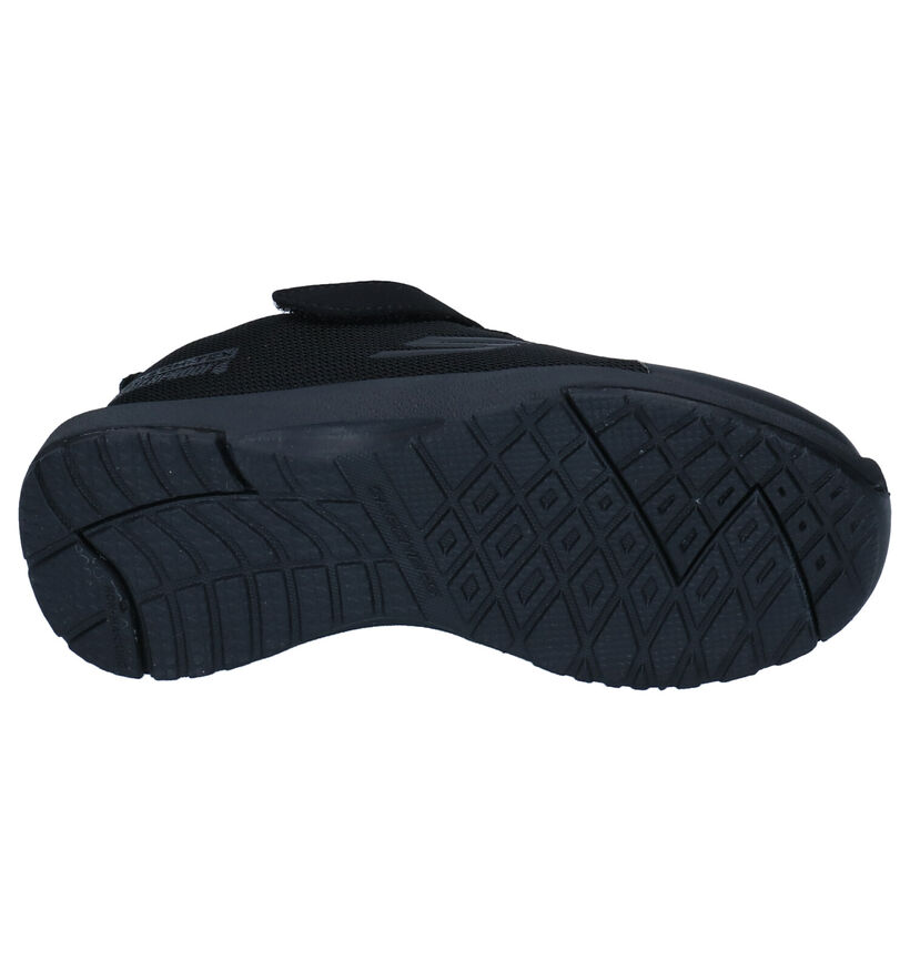 Skechers Dynamic Tread Baskets en Noir pour garçons (295073)