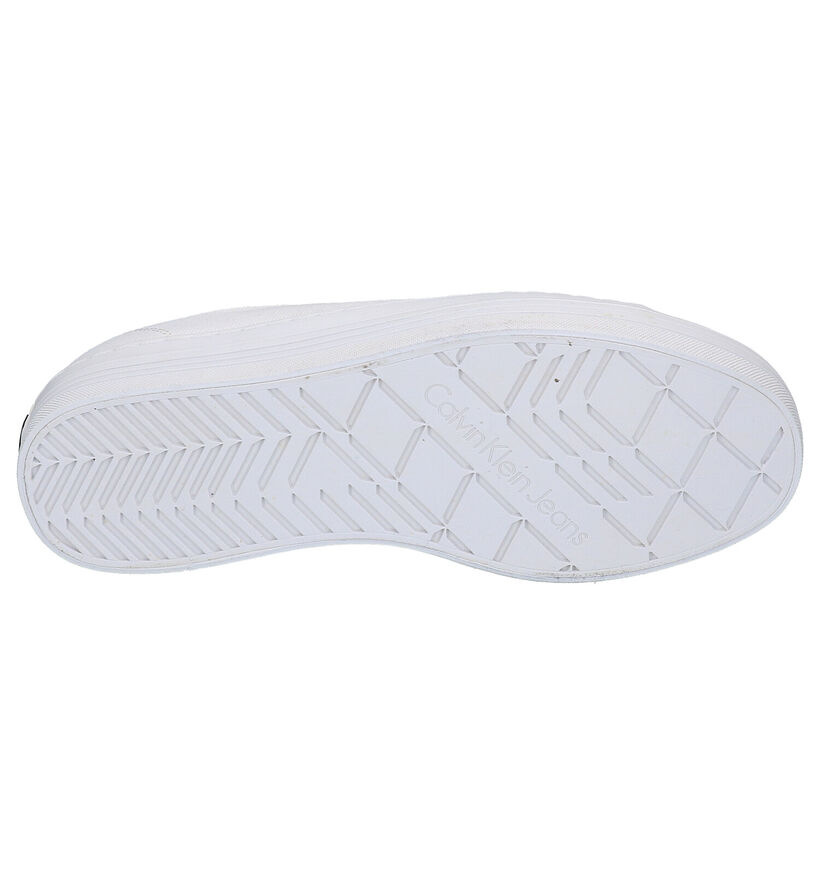 Calvin Klein Baskets basses en Blanc en textile (269191)