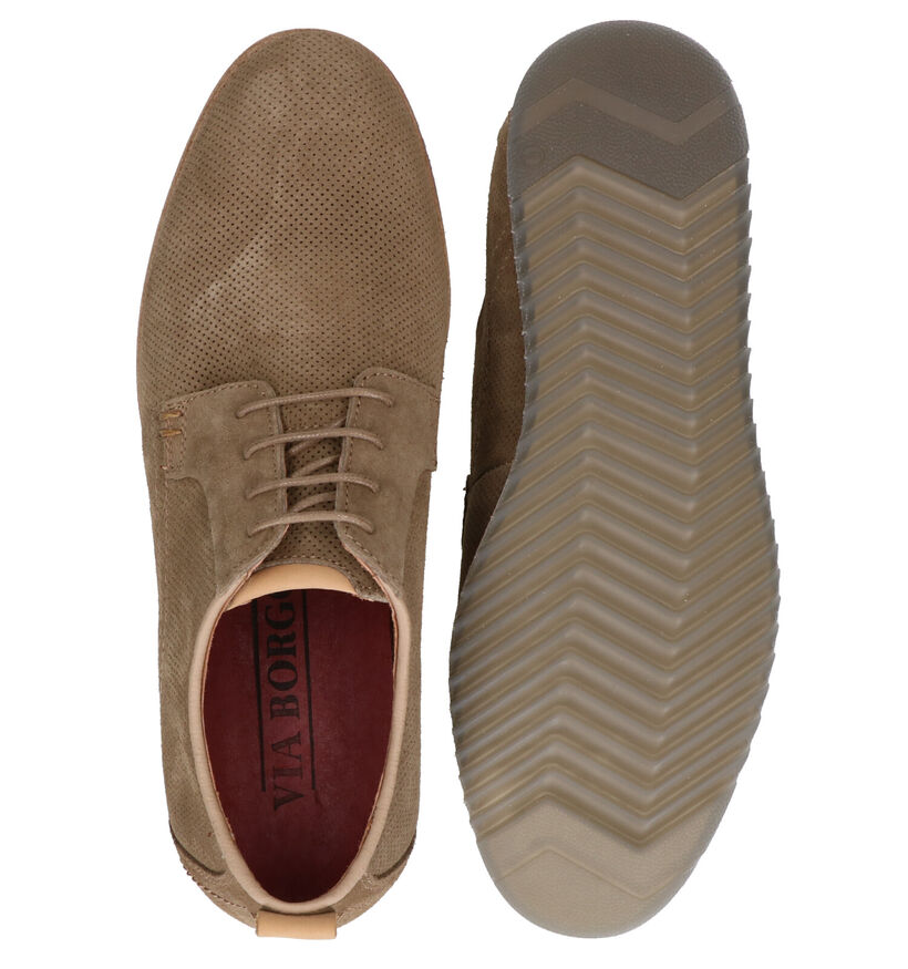 Via Borgo Coronas Chaussures à lacets en Beige en nubuck (292956)