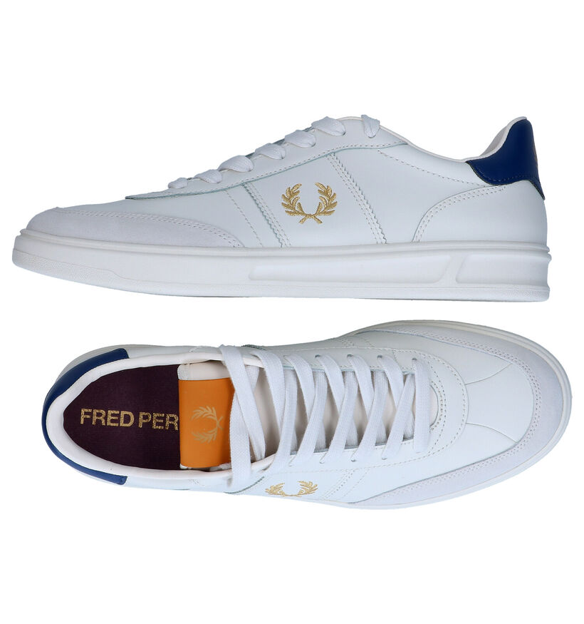 Fred Perry Chaussures à lacets en Écru en cuir (292421)