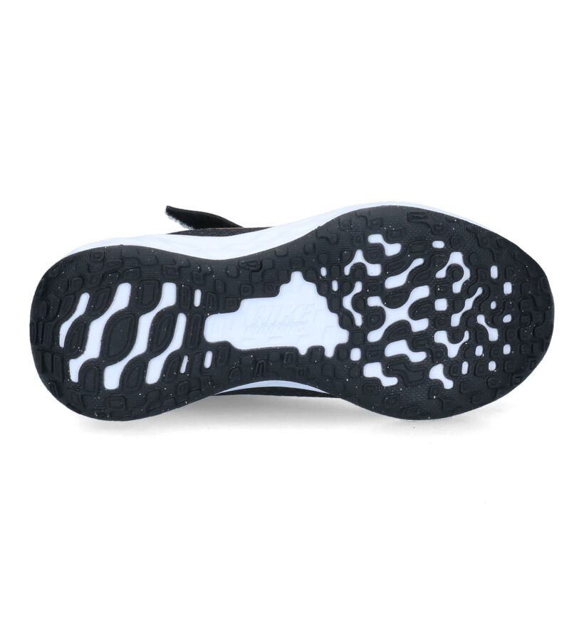 Nike Revolution 6 Baskets en Noir pour filles (308999) - pour semelles orthopédiques
