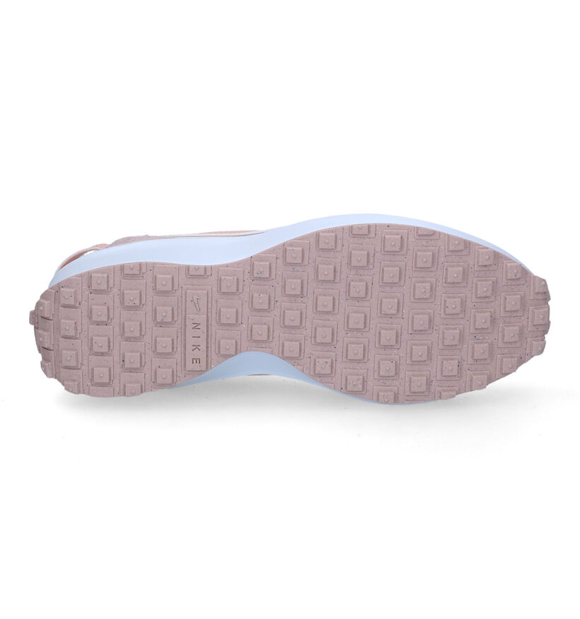 Nike Waffle Debut Baskets en Vert pour femmes (324663) - pour semelles orthopédiques