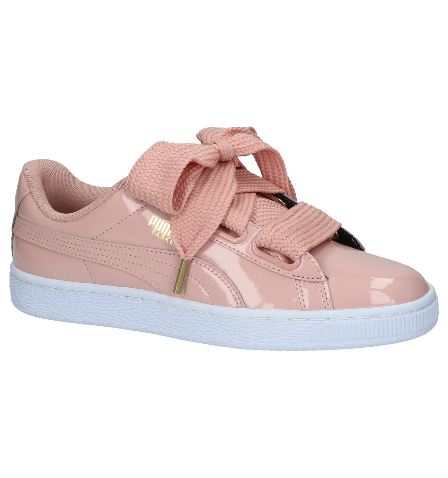 Puma basket heart patent hot sale pour femme
