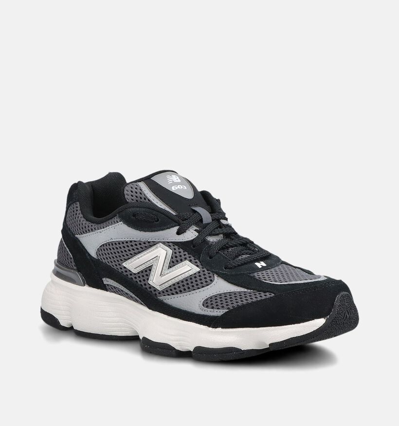 New Balance 603 Baskets basses en Noir pour hommes (377325) - pour semelles orthop&eacute;diques