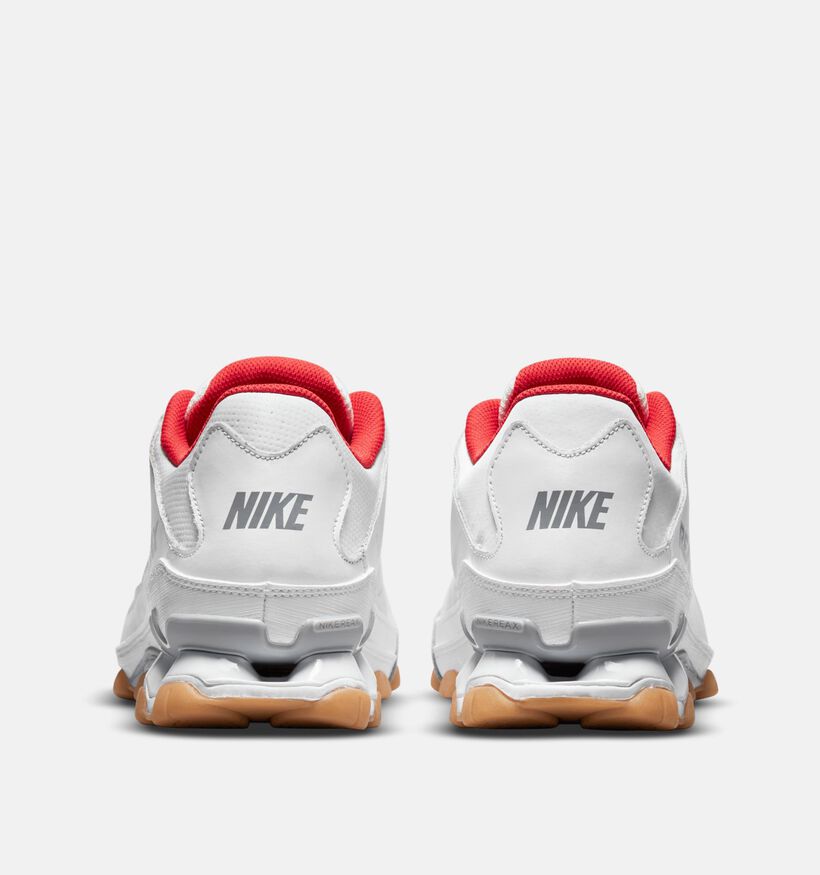 Nike Reax 8 TR Baskets basses en Blanc pour hommes (355869) - pour semelles orthopédiques