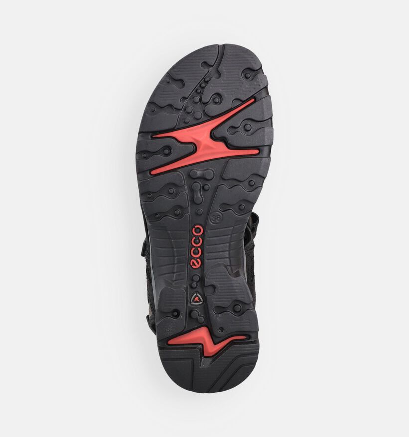 ECCO Offroad Sandales plates en Noir pour femmes (369775)