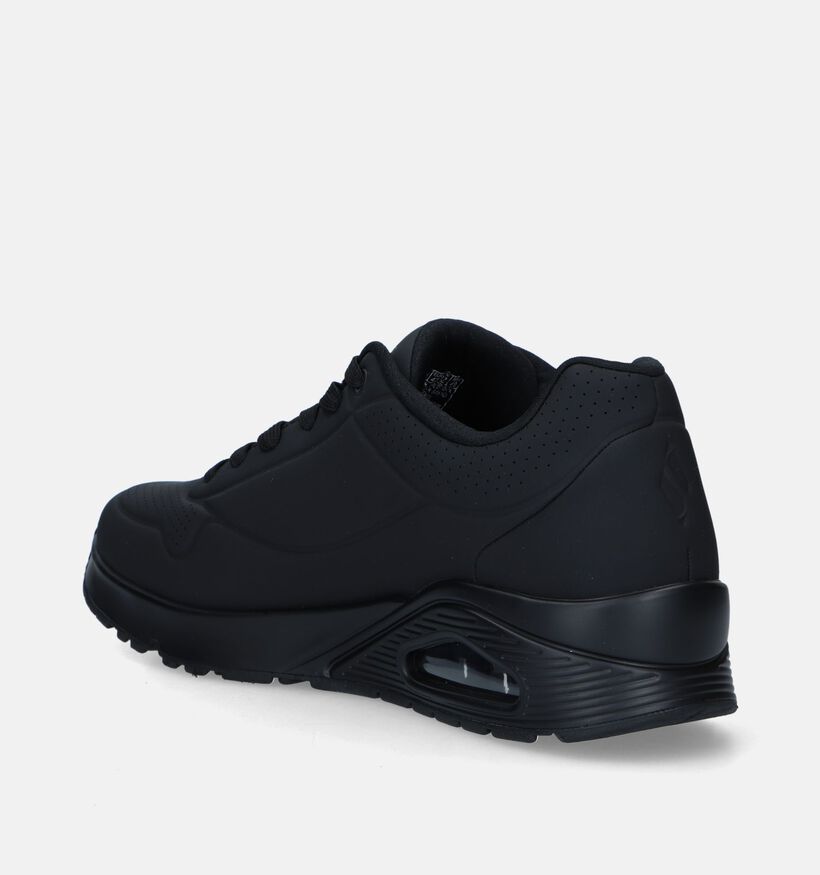 Skechers Uno Stand On Air Baskets en Noir pour hommes (359746)
