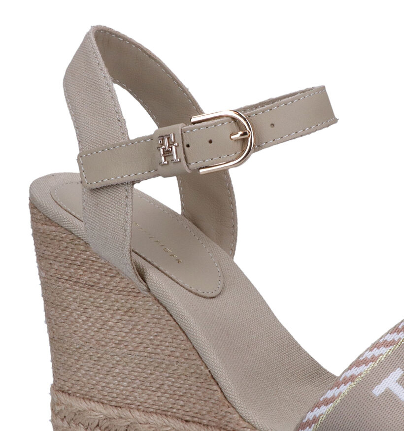 Tommy Hilfiger Seasonal Webbing Wedge Sandales en Vert pour femmes (321015)
