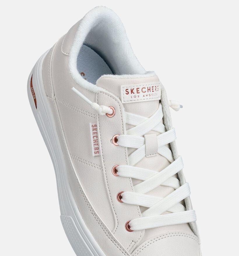 Skechers Arch Fit Arcade On My Way Baskets en Blanc pour femmes (367827) - pour semelles orthop&eacute;diques