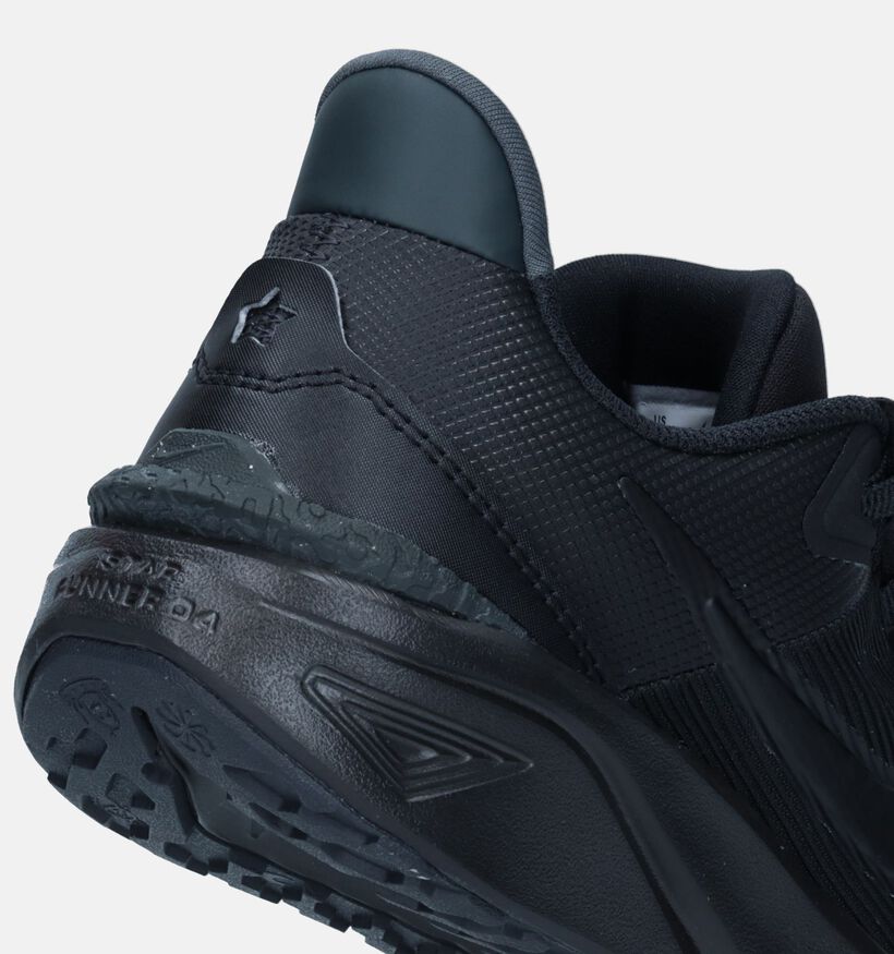 Nike Star Runner 4NN Baskets en Noir pour filles, garçons (347970)