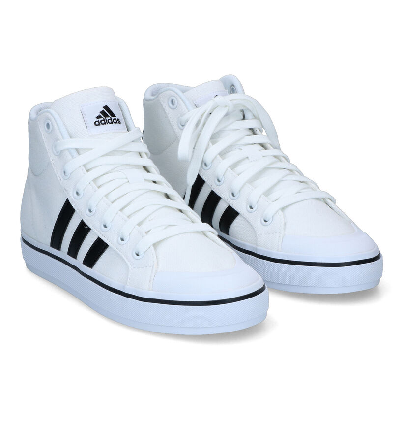 adidas Bravada 2.0 Baskets en Blanc pour femmes (318831)