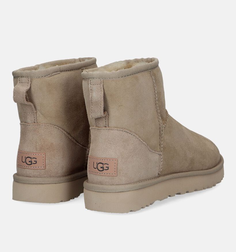 UGG Classic Mini Bottes en Jaune pour femmes (329269)