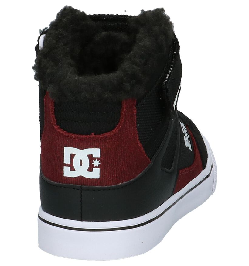 DC Shoes Spartan High Zwarte Skateschoenen in stof (200443)