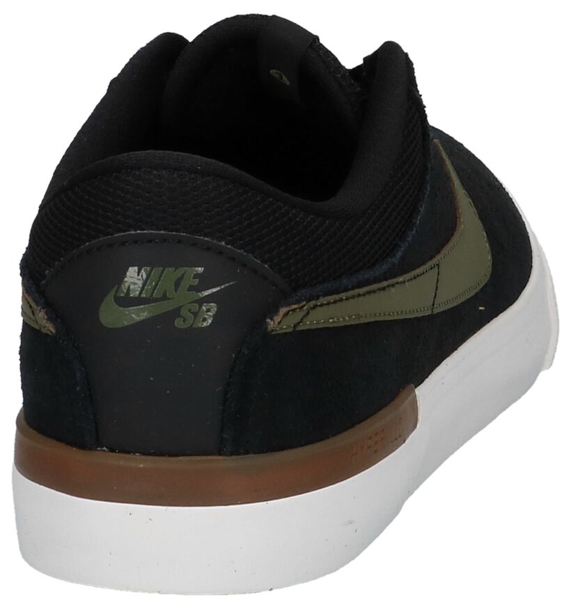 Nike SB Baskets basses en Noir en daim (218127)