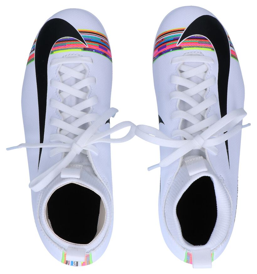 Nike Chaussures de foot en Blanc en simili cuir (250398)
