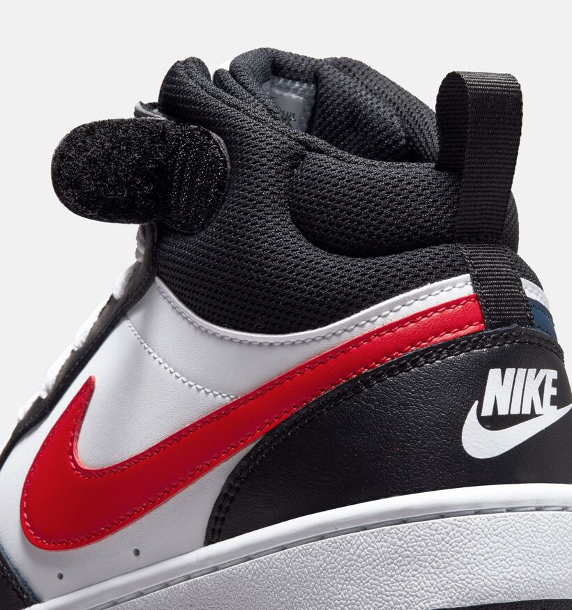 Nike Court Borough Mid 2 Baskets montantes en Noir/Rouge pour gar&ccedil;ons (377281)