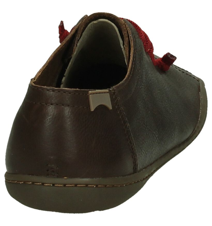 Camper Chaussures slip-on en Taupe en cuir (168848)