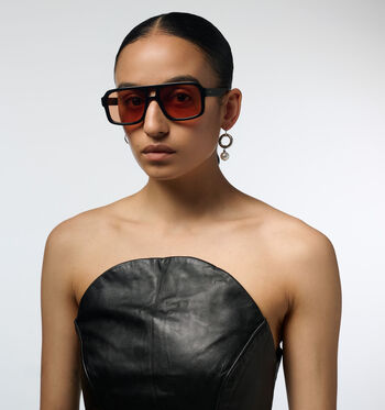 Komono Zonnebrillen Zwart/Black Sunset/Dark Tortoise