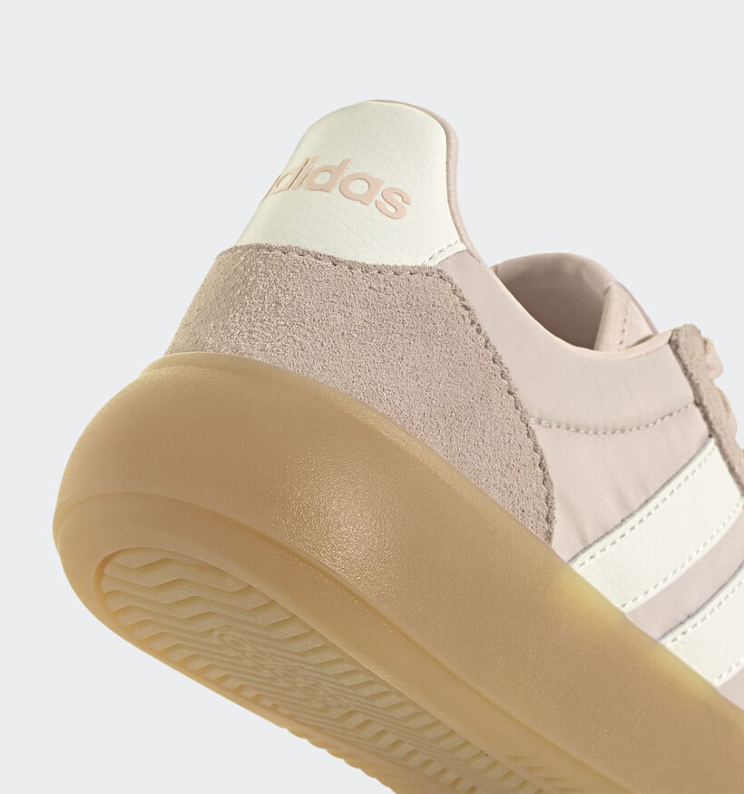 adidas Barreda Decode Ecru/Roze Sneaker voor dames (365393) - geschikt voor steunzolen