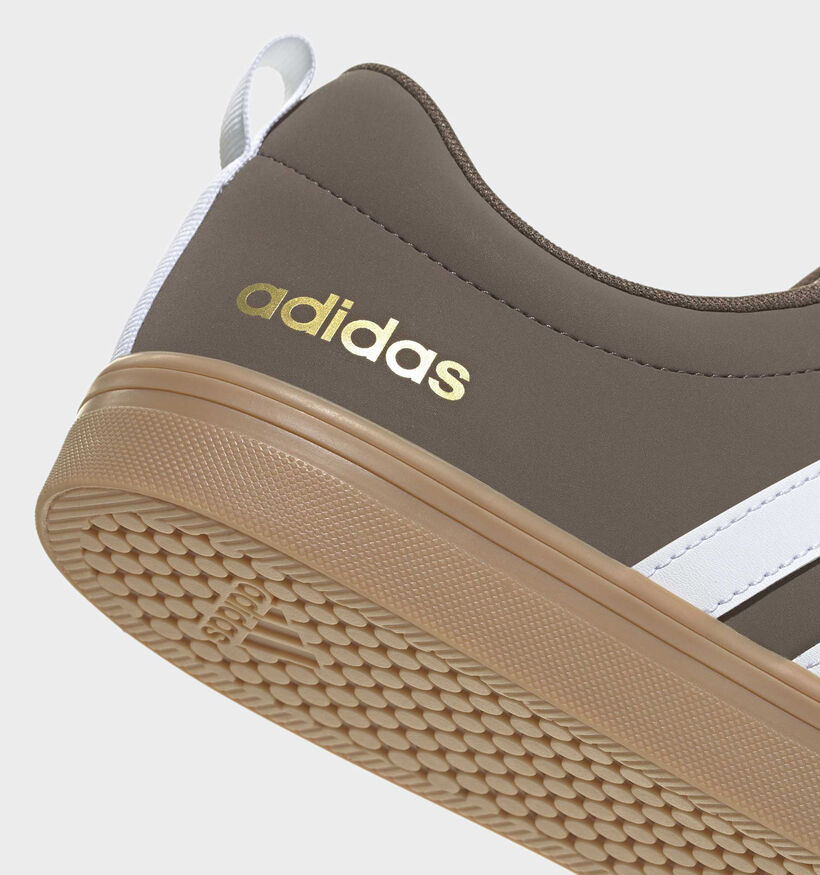 adidas VS Pace Baskets basses en Brun pour hommes (375505) - pour semelles orthop&eacute;diques